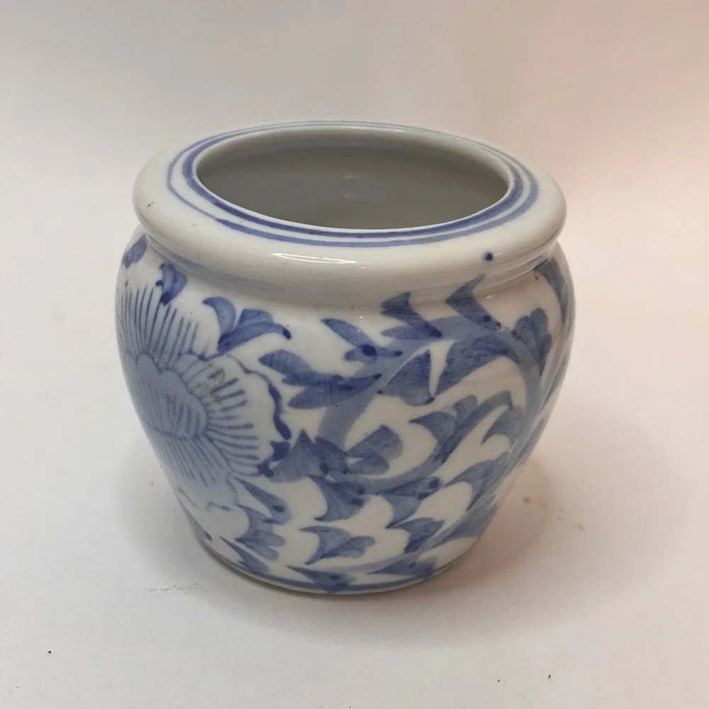 Blue White Porcelain Ginger Jar Floral Design Small Pot Container